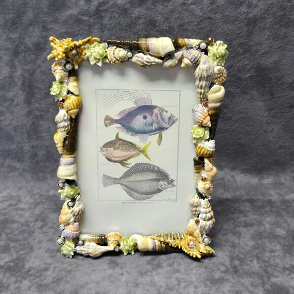 Sanibel Austrian Crystal by Two's Company Seashell Encrusted 5x7 Picture Frame - Picture 11 of 13